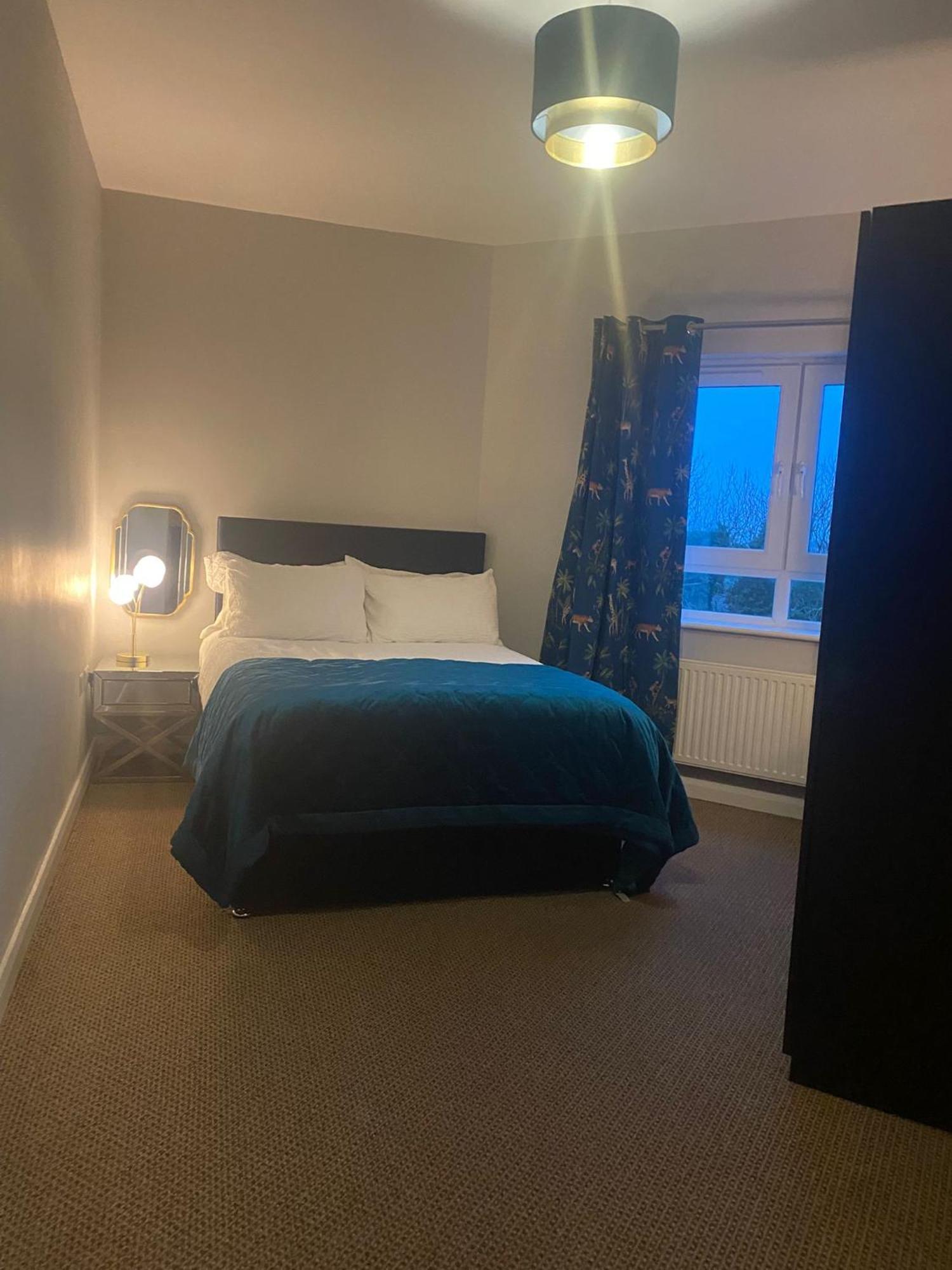 Hastings Apartments Extra Large Self Catering Apt Tourism Certified Free Parking Wifi Belfast Exterior photo
